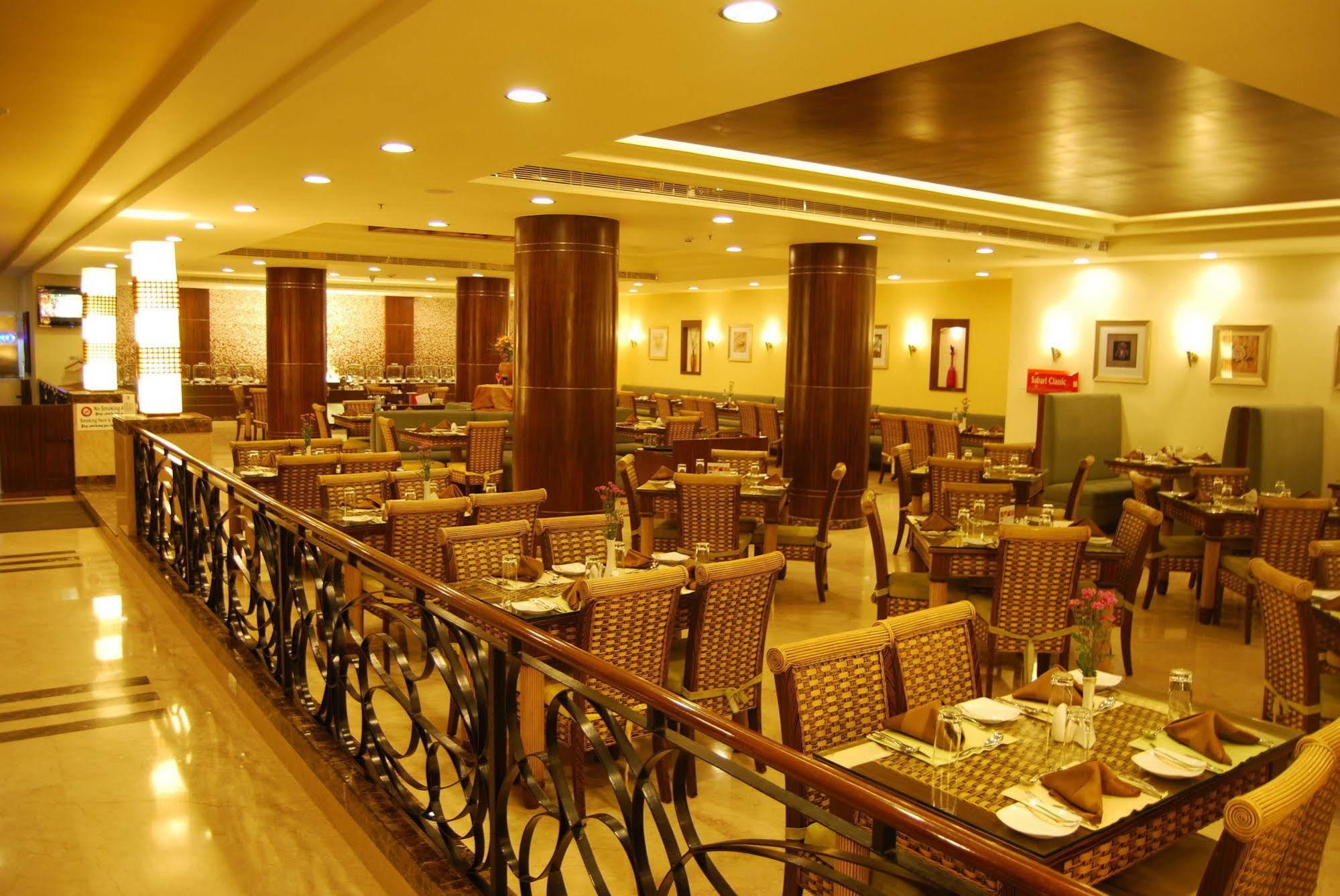 Gokulam Park Sabari-Siruseri Sipcot Chennai Extérieur photo