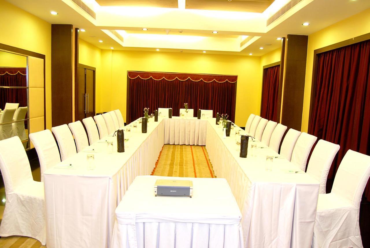 Gokulam Park Sabari-Siruseri Sipcot Chennai Extérieur photo